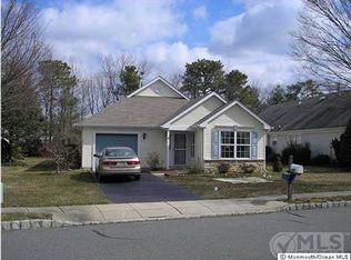 2759 Meadow Lake Dr, Toms River, NJ