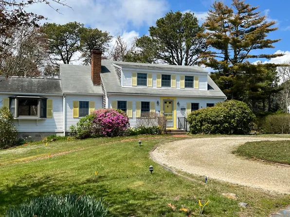 170 Vineyard Avenue, Chatham, MA 02633