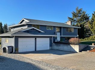 111 Meadow Lark Ln, Sequim, WA