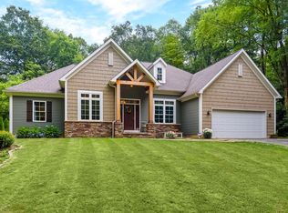 205 Murray Dr, Valencia, PA 16059