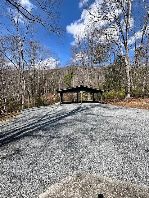 430 Skyuka Rd — Photo 2