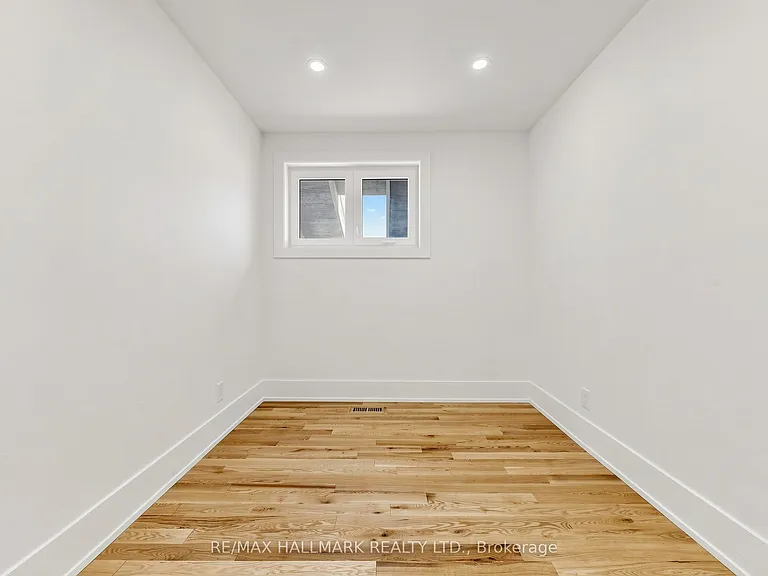 11 Johnson Rd — Photo 32