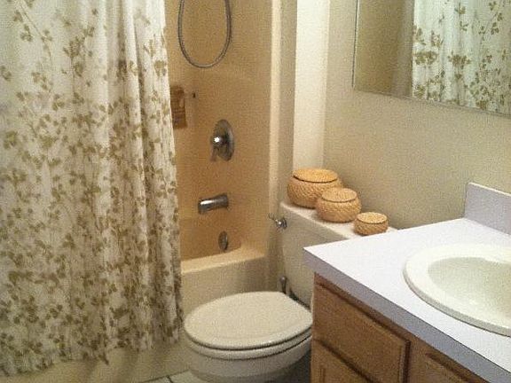 5th image of 200 Falls Blvd #103B