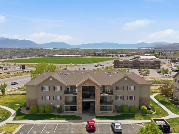 51 W Ridge Rd, Saratoga Springs, UT 84045