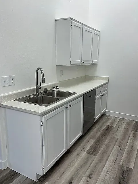 2 bed, 2.5 bath, 1020 sqft, $1,595 — Photo 2