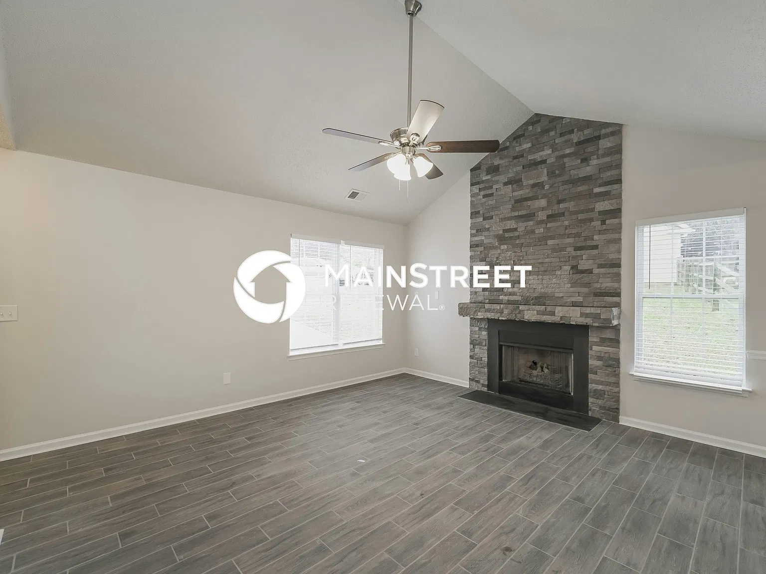 430 Cedarcroft Drive — Photo 4