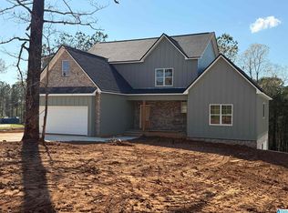 198 Estates Club Dr, Pell City, AL 35128