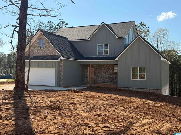 198 Estates Club Dr, Pell City, AL 35128