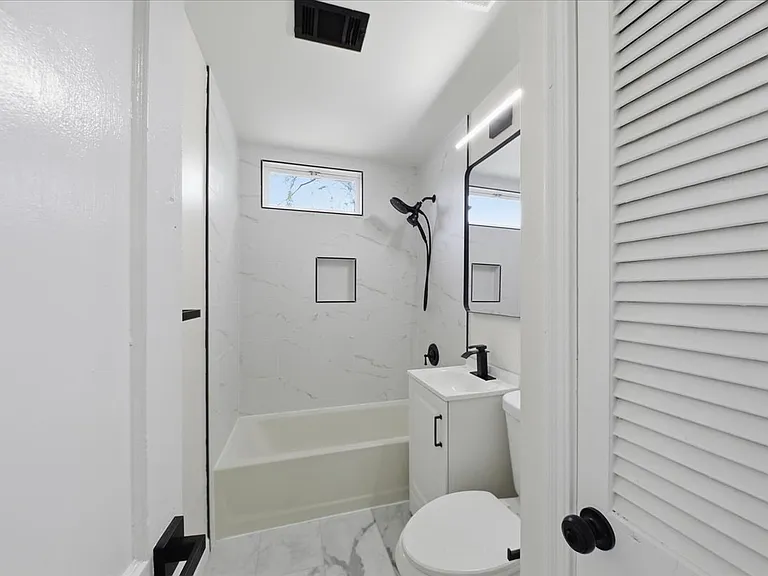 6128 Red Bank Rd — Photo 8