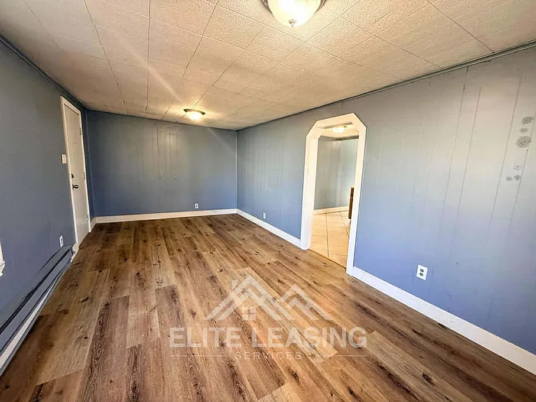 505 SE Fairfax St — Photo 2