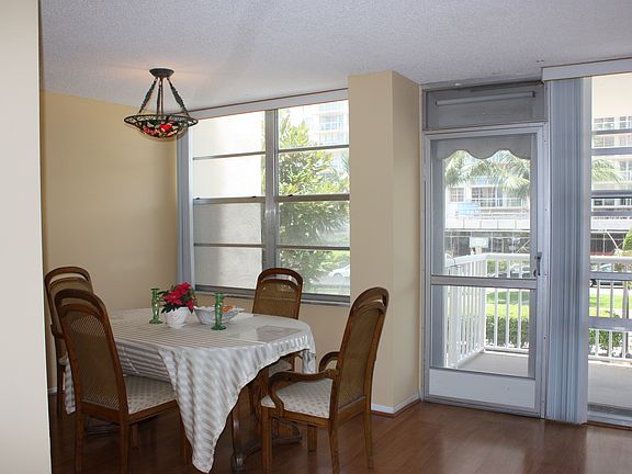 4th image of 231 174 Street #M11