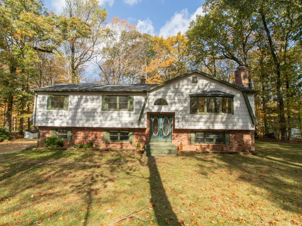 241 Jefferson Drive, Guilford, CT 06437