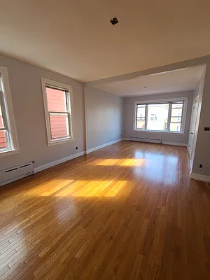 Rented by Bouklis Group | media 2