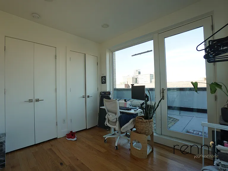 676 New York Ave #PENTHOUSE — Photo 13