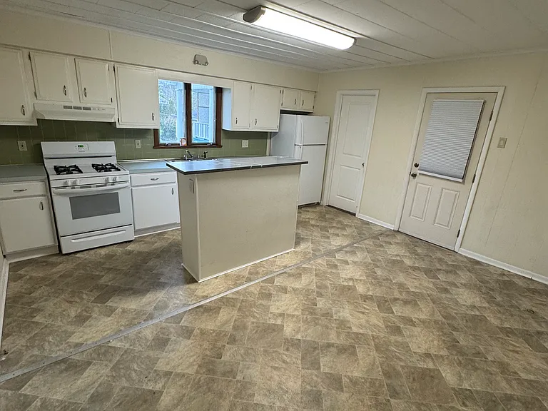 413 New St #1 — Photo 26