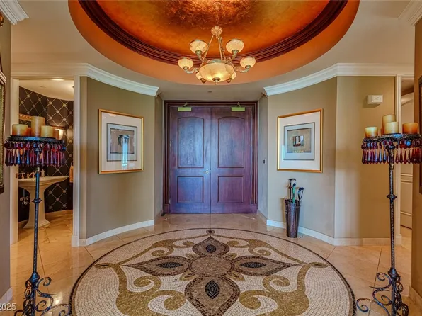 1 Hughes Center Dr Unit 408, Las Vegas, NV 89169