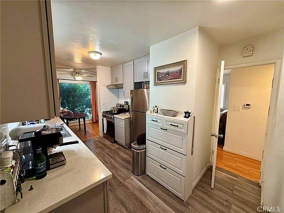 2nd image of 408 N Pacific Ave