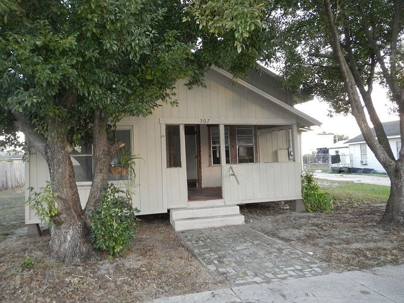 1st image of 507 Pine St