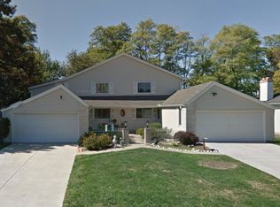 5931 N Old Orchard Dr, Peoria, IL 61614