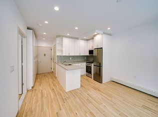 30-77 31st St #5R, Astoria, NY 11102