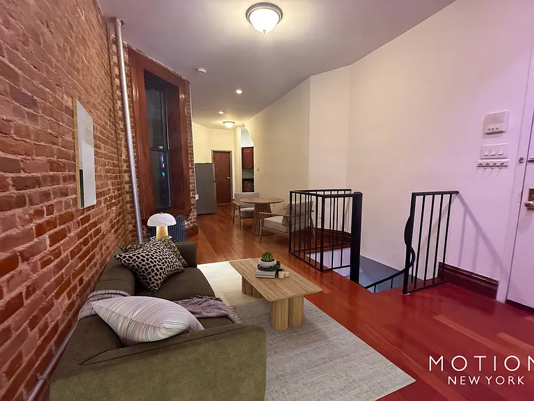 324 E 94th St #1E — Photo 2