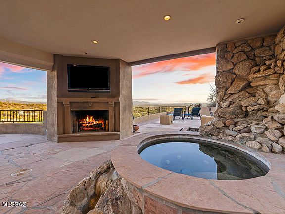 4th image of 4821 E Winged Foot Pl