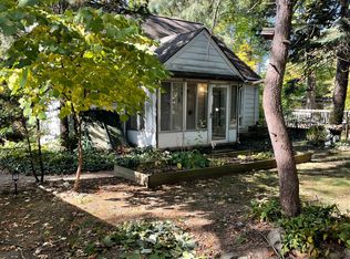 2977 Sunshine Ter, Waterford, MI 48329