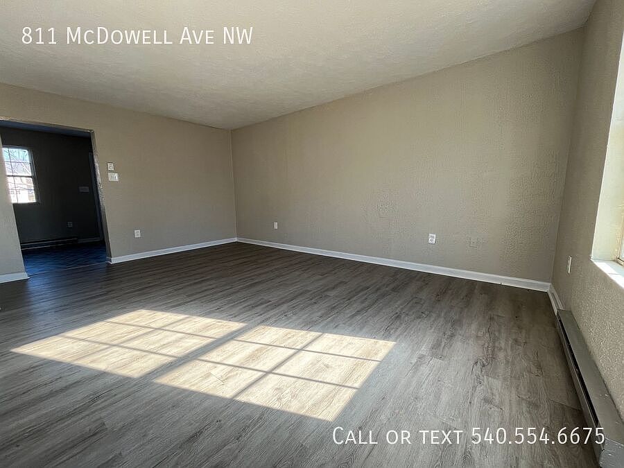 1st image of 811 McDowell Ave NW