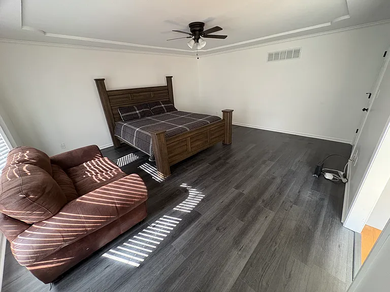 4521 Park 10 Ct — Photo 8