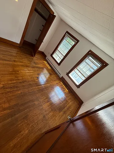 142 Montauk Ave #3 Photo 1