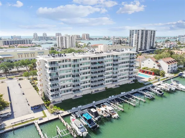 223 Island Way #2A, Clearwater, FL 33767