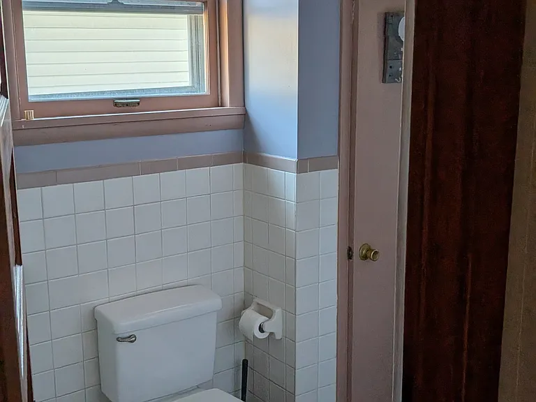 556 Baer Ave #1 — Photo 6