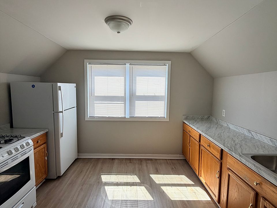 1st image of 370 Dixwell Ave #3-0