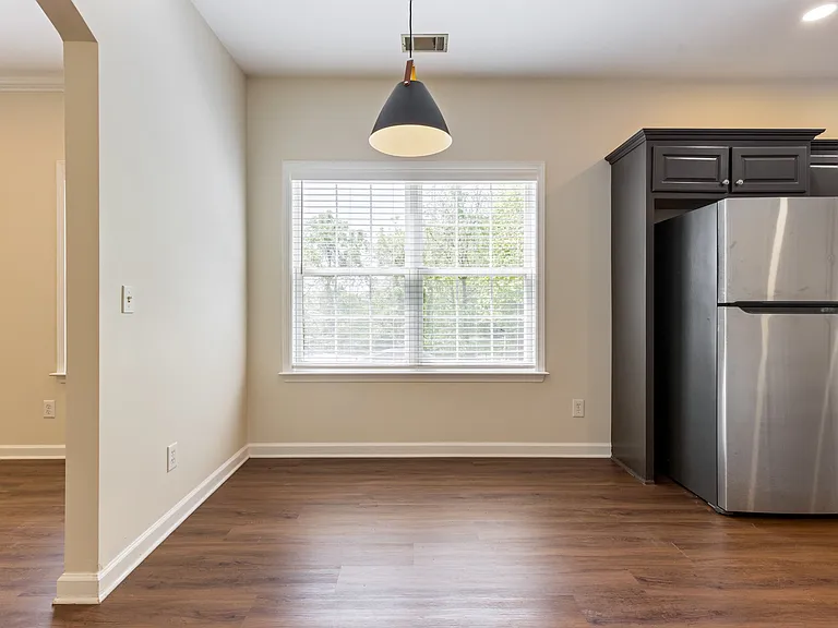 1311 Cashmere Dr — Photo 18