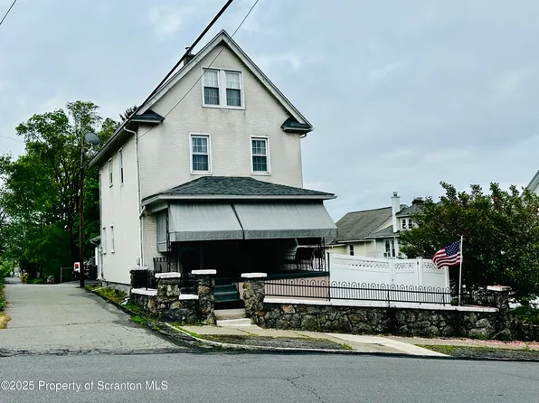 910 Hickory St, Scranton, PA 18505