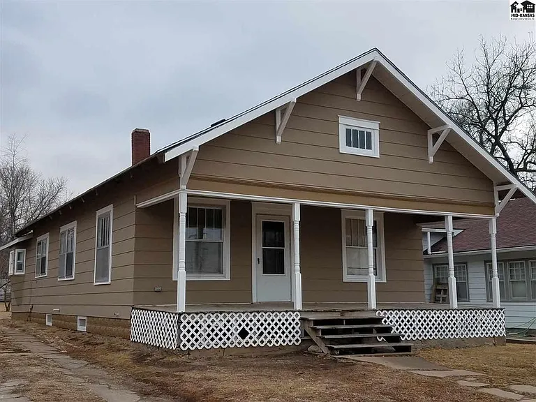 220 E Washington St — Photo 2