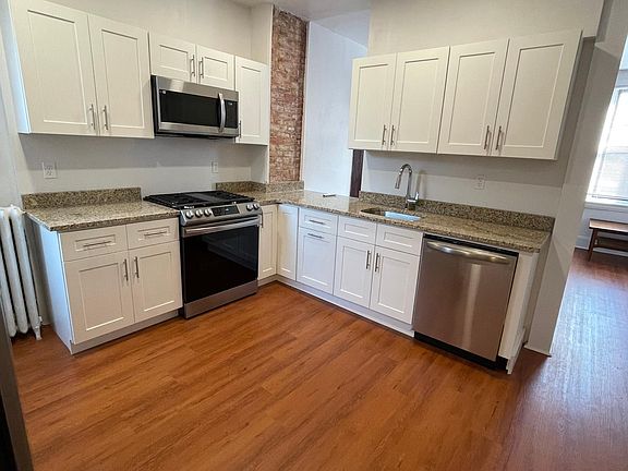 4th image of 1544 S 15th St Floor 2