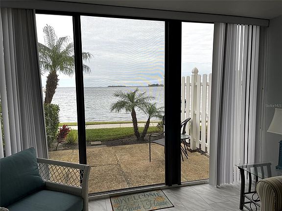 4th image of 300 Woodette Dr Unit D