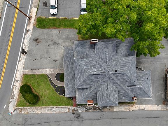4th image of 600 S Oakwood Ave