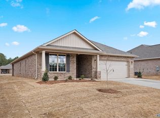 4005 Pride Mountain Dr SE, Owens Cross Roads, AL 35763