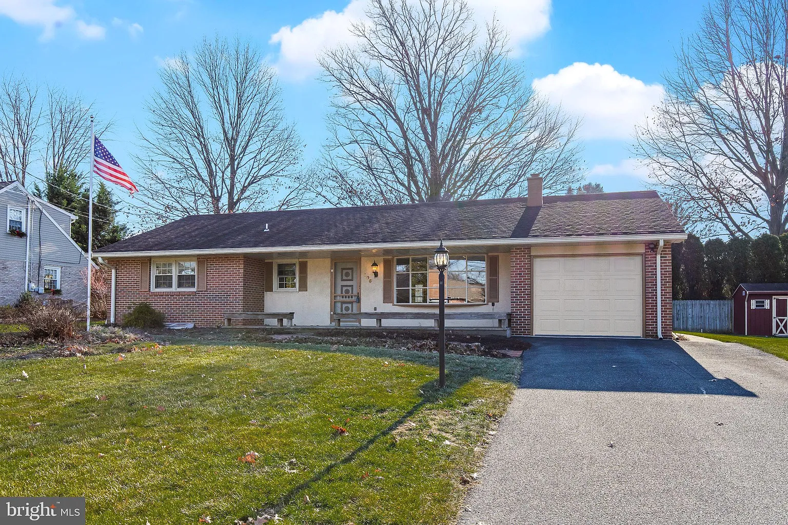 106 Woodlawn Dr photo 1