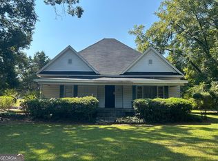 1384 Millers Mill Rd, Stockbridge, GA 30281