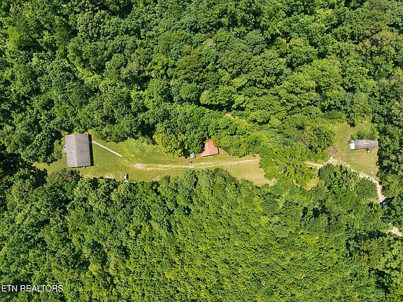 3rd image of 283 Eblen Cave Rd