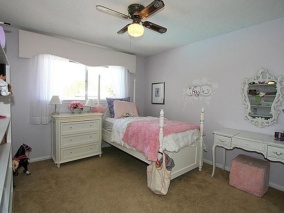 3rd image of 15811 Longvale Dr