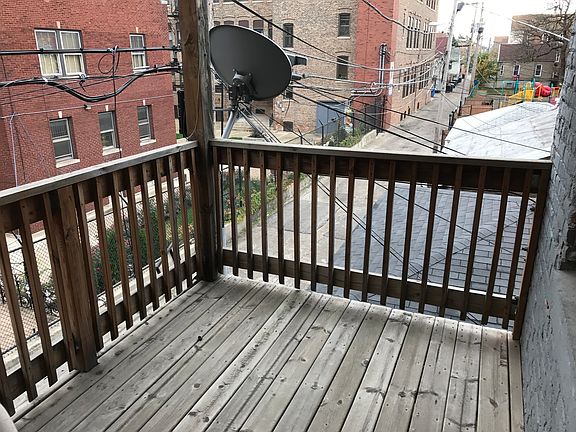 3rd image of 2215 S Albany Ave #1R