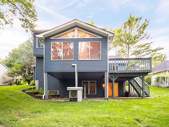 5th image of 8894 Knollwood Dr