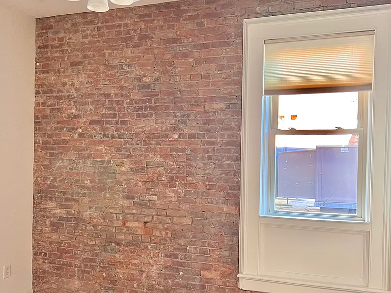 37 Court St #2E — Photo 12