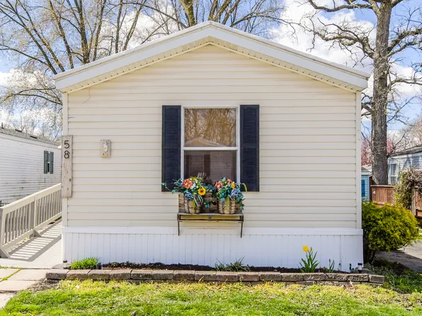 58 Oak St, Minooka, IL 60447