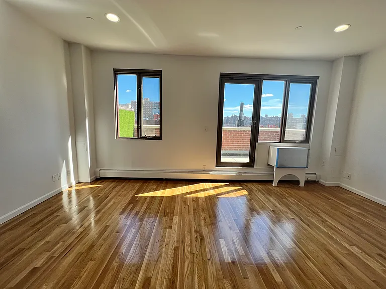 90 Clinton St #PHA — Photo 8
