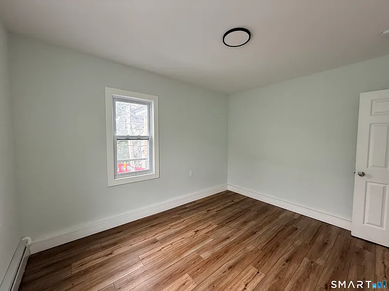 17 Laura St — Photo 13